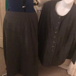 The Soago Collection 24W nwot colo green